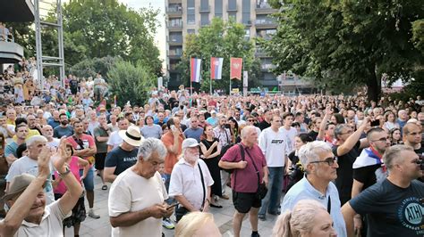 Na Protestu Protiv Rio Tinta Na Gradskom Trgu U Valjevu Okupilo Se