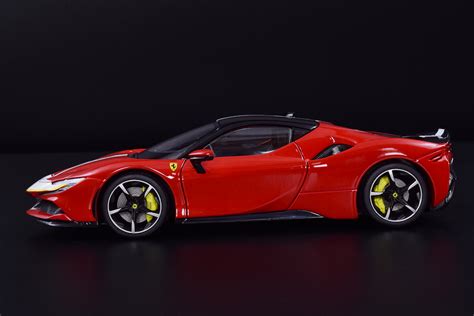 Bburago Signature Ferrari Sf Stradale