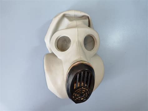 Soviet PBF Gas Mask EO 19 Hamster Gas Mask Soviet Army Etsy