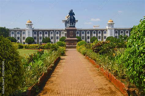 Front view of Shivaji University, Kolhapur, Maharashtra. Stock Photo ...