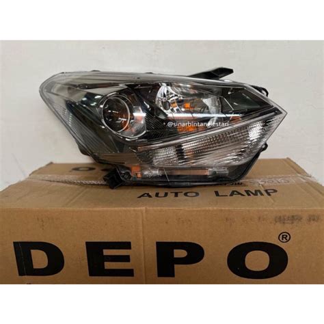 Jual Lampu Depan Head Lamp Toyota Agya Ayla Shopee Indonesia