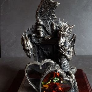 Bewitched Tudor Mint Myth And Magic Ninties Pewter Vintage Dragon