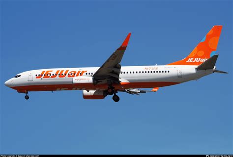 HL8317 Jeju Air Boeing 737 8LC WL Photo By Suparat Chairatprasert ID