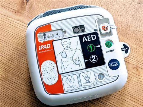 FAQ Anwendung Von AEDs Wer Darf Einen Defibrillator Benutzen