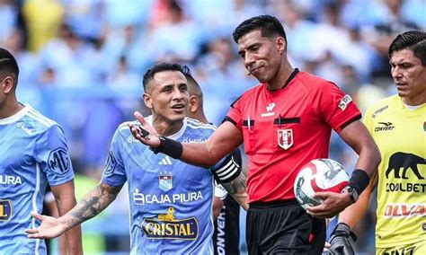 Sporting Cristal Envi Una Carta A La Conar Por La Expulsi N De