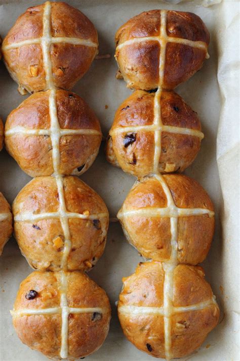 Hot Cross Buns Angol H Sv Ti Zsemle Olgikonyhaja Hu