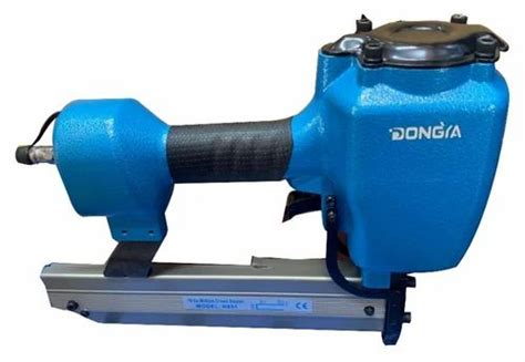 5 Kg Dongya Carpenter Staple Gun 16 Gauge Air Pressure 120 Psi At