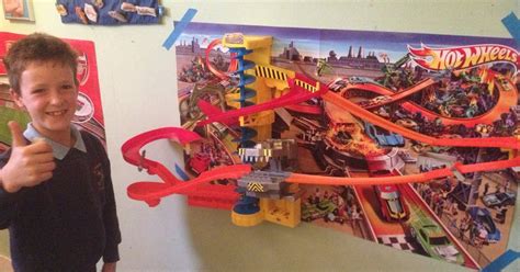 Justannieqpr Hot Wheels® Wall Tracks™ Power Tower® Track Set Is Off