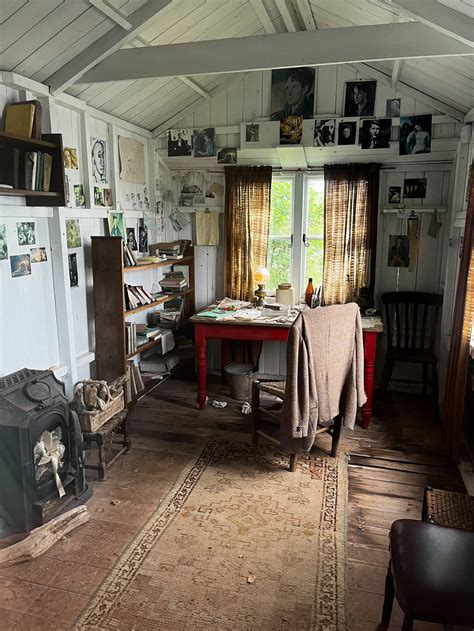 How To Visit Dylan Thomas Boat House In Wales Julia S Bookcase