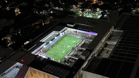 New Rooftop Football Turf Opens In SM Cherry Shaw