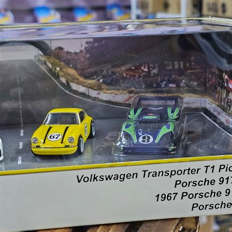 HOT WHEELS PREMIUM GARAGE SET BOX PORSCHE PORSCHE PORSCHE LH VOLKSWAGEN T TRANSPORT