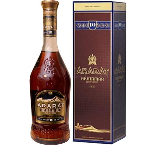 Brandy ARARAT 10 Years 40% 0,7l Box