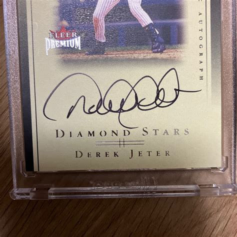 Yahoo Fleer Diamond Star Derek Jeter Auto