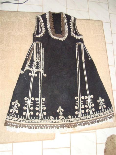 Шопски сукман | Bulgarian clothing, Traditional outfits, Clothes