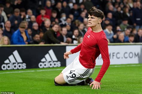 Fulham 1 2 Man United Garnacho Nets Dramatic Late Winner For The Red Devils Spring Herald