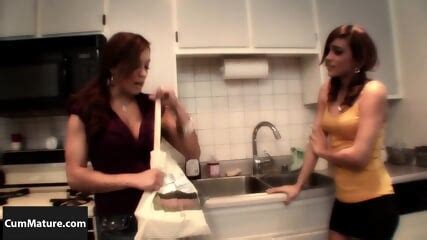 Hot MILF Francesca Le Gives 18 Year Old Teen Melanie Rios A Sex Lesson