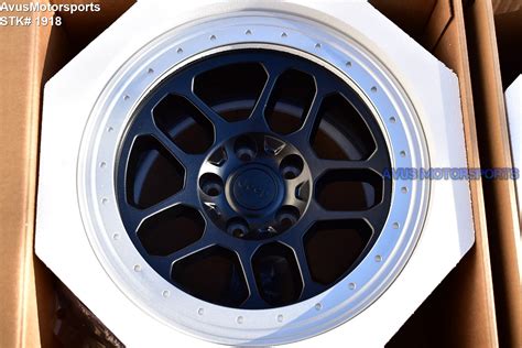 17" Jeep Wrangler JK JL Bead Lock Capable OEM Mopar Factory Wheels ...