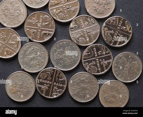 Moneda De Peniques Fotograf As E Im Genes De Alta Resoluci N Alamy