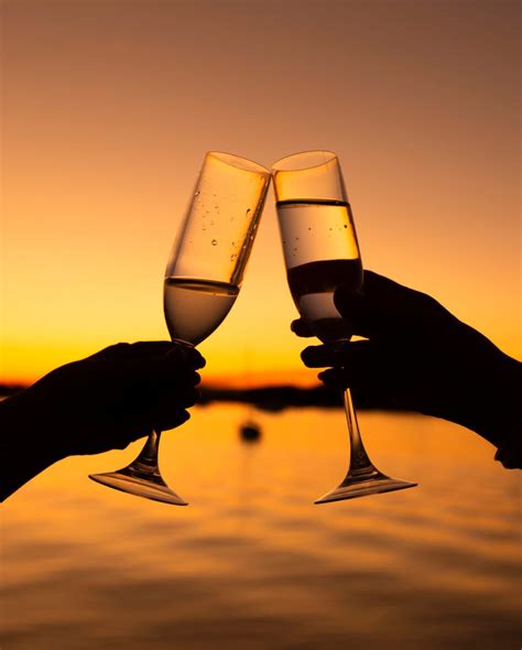 30 Fun Things To Do On New Years Eve 2025