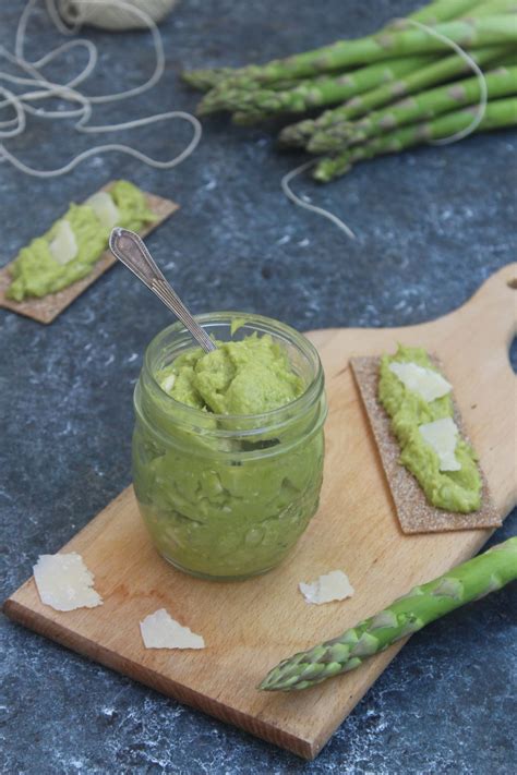 Pesto Di Asparagi La Ricetta Facile E Veloce Pronto In Pochi Minuti