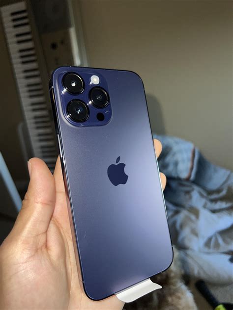 found a picture of my first time unboxing my 14 pro max : r/iPhone14Pro