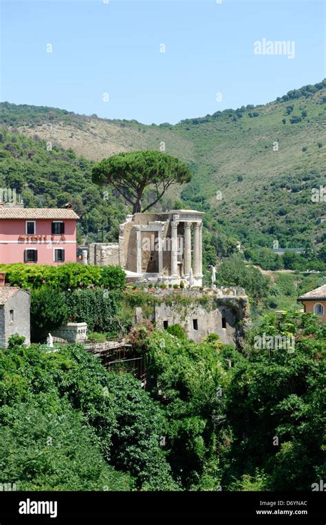 Parco Villa Gregoriana Tivoli Italy View Of The Roman Temple Of