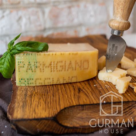 Купити Пармезан Parmigiano Reggiano 40 місяців витримки в Україні ᐉ ...