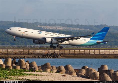 Pk Gpf Airbus A Garuda Indonesia Achdiyatma Reza Jetphotos