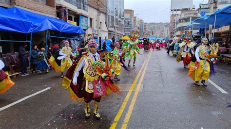 Gran Parada Folcl Rica En Puno Por La Veneraci N De La Virgen De La