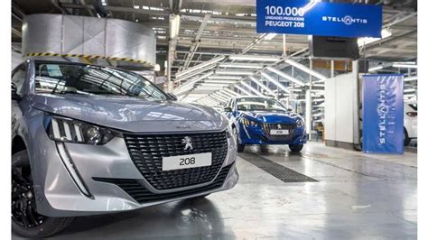 Peugeot 208 alcança 100 mil unidades produzidas na Argentina