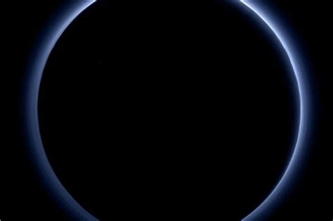 New Horizons Ungkap Warna Langit Di Pluto National Geographic