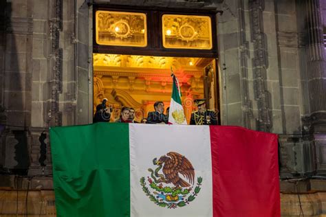 Ceremonia Del Grito De Independencia Au Garnet Calypso