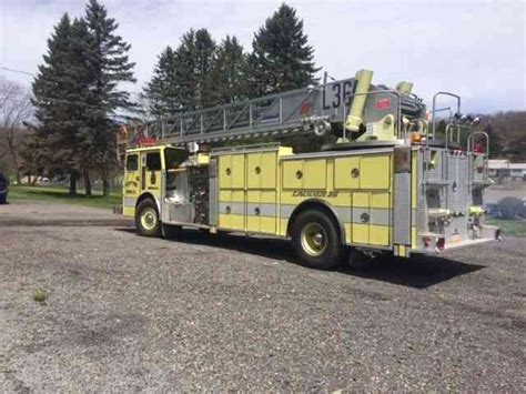 Duplex Ladder Truck 1985 Emergency And Fire Trucks