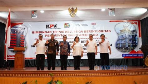 Bupati Karo Buka Pelaksanaan Bimbingan Teknis Keluarga Berintegritas