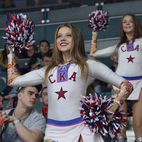 Hot And Sexy Cheerleaders Will Never Go Out Of Style Pics