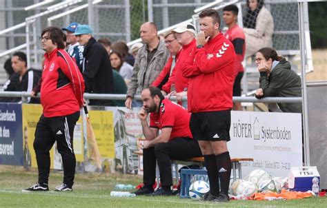 Trainer Trio verlängert Bei der FT Schweinfurt setzt man auf