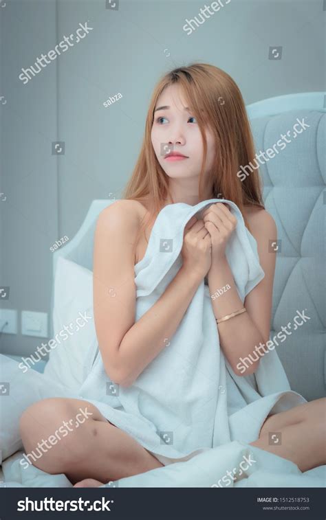 Sexy Asian Woman Lingerie Sitting Relax 스톡 사진 1512518753 Shutterstock