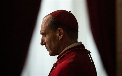 Conclave Filme De Suspense Ralph Fiennes Ganha Novo Trailer