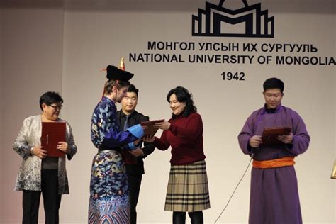 “Дээлтэй Монгол өдөрлөг” боллоо – МУИС