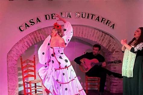 Spectacle De Flamenco La Casa De La Guitarra De S Ville Hellotickets