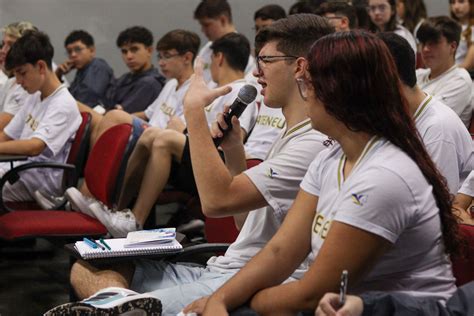 Col Gio Ateneu Escola Particular Em S O Caetano Do Sul Ber Rio