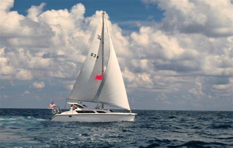 Sold Catamaran-1999 PERFORMANCE CRUISING Gemini 105Mc-Vessel Summary