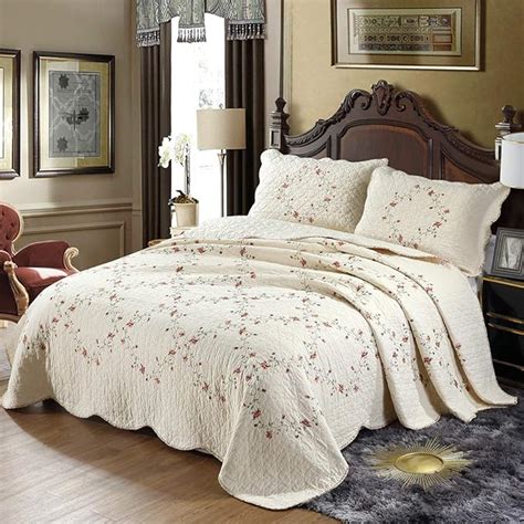 Vctops 3 Piece Elegant Floral Embroidered Bedspread Coverlet Set King