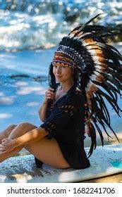 2 572 Naked Tribal Images Stock Photos Vectors Shutterstock