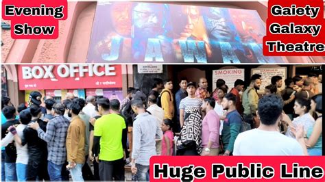 Jawan Movie Huge Public Line Evening Show At Gaiety Galaxy Theatre