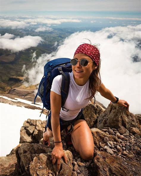 Travel Adventure Hiking On Instagram Hiking Above The Clouds In New