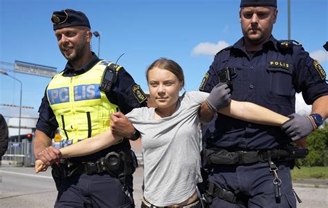 Greta Thunberg Nouveau Devant La Justice Fin Septembre Pour Un