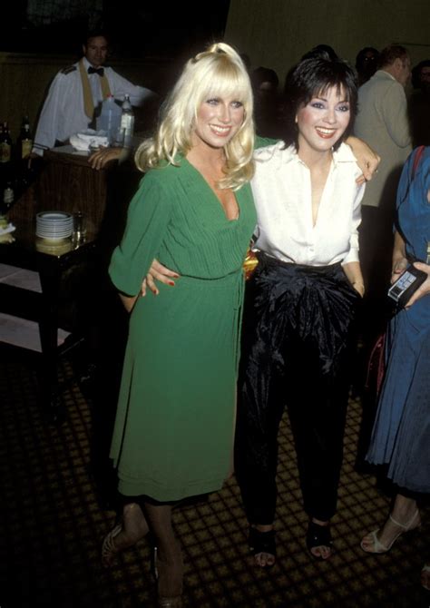 Suzanne Somers Threes Company Co Star Joyce Dewitt Reacts To Actress Tragic Death After