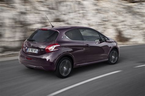 Peugeot 208 Xy Purple Night 16 E Hdi 115 Côte Dazur 2 009