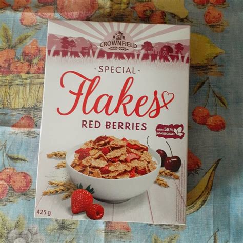 Crownfield Special Flakes Red Berries Review Abillion